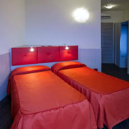 Sole מאלצ'סינה